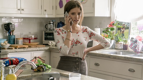 Anna Kendrick stars as Stephanie in A SIMPLE FAVOR. Photo Credit: Peter Iovino.