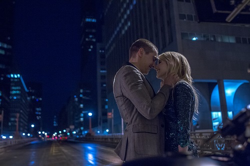 Ian (Dave Franco) and Vee (Emma Roberts) in NERVE. Photo Credit: Niko Tavernise.