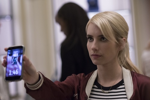 Emma Roberts stars as 'Vee' in NERVE. Photo Credit: Niko Tavernise.