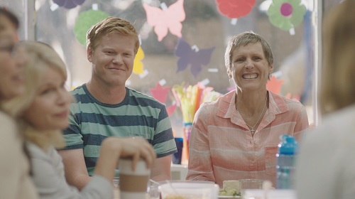 Jesse Plemons and Molly Shannon in Other People. Photo courtesy Vertical Entertainment/Netflix. Jesse Plemons and Molly Shannon in Other People. Photo courtesy Vertical Entertainment/Netflix.