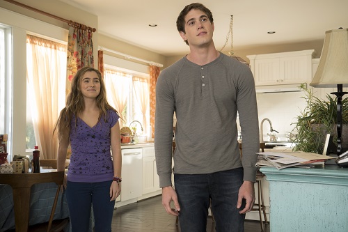 (Left to Right) Haley Lu Richardson and Blake Jenner in The Edge of Seventeen, photo courtesy STX Entertainment 2016 All rights reserved. (Left to Right) Haley Lu Richardson and Blake Jenner in The Edge of Seventeen, photo courtesy STX Entertainment 2016 All rights reserved.