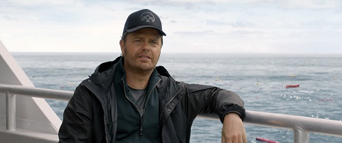RAINN WILSON as Morris in Warner Bros. Pictures' and Gravity Pictures' science fiction action thriller THE MEG, a Gravity Pictures release for China, and a Warner Bros. Pictures release throughout the rest of the world. Photo Credit: Courtesy of Warner Bros. RAINN WILSON as Morris in Warner Bros. Pictures' and Gravity Pictures' science fiction action thriller THE MEG, a Gravity Pictures release for China, and a Warner Bros. Pictures release throughout the rest of the world. Photo Credit: Courtesy of Warner Bros.
