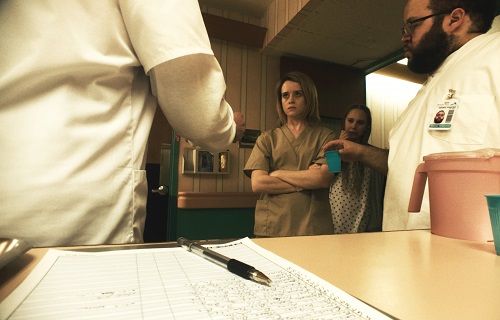 Claire  Foy  (center)  stars  as  Sawyer  Valentini  in  Steven  Soderbergh's   UNSANE,  a  Fingerprint  Releasing  and  Bleecker  Street  release. Credit: Fingerprint Releasing / Bleecker Street.
