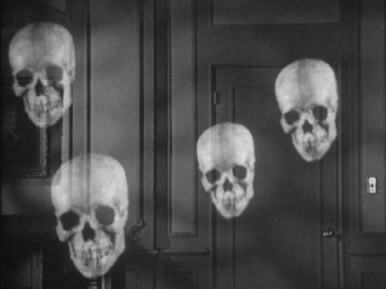 The Four Skulls of Jonathan Drake