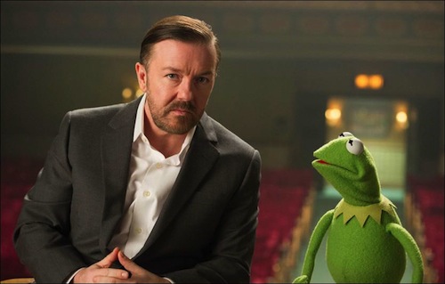Ricky Gervais and Kermit The Frog in Muppets Most Wanted