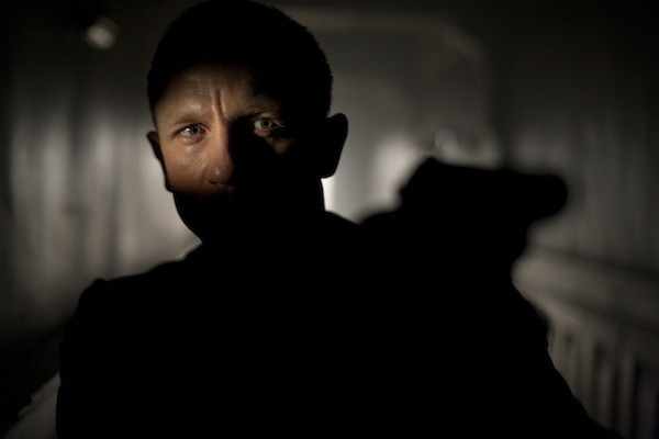 Daniel Craig stars as James Bond in Metro-Goldwyn-Mayer Pictures/Columbia Pictures/EON Productions’ action adventure SKYFALL. PHOTO BY: Francois Duhamel COPYRIGHT: Skyfall ©2011 Danjaq, LLC, United Artists Corporation, Columbia Pictures Industries, Inc. All rights reserved.