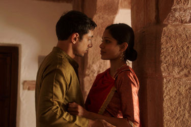 Riz Ahmed as Jay and Freida Pinto as Trishna in Trishna