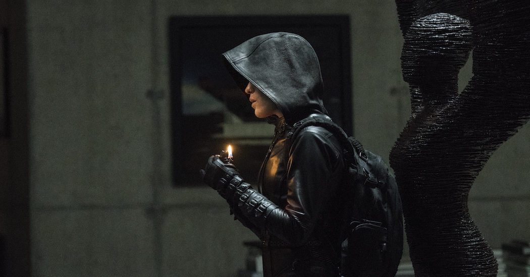 Lisbeth Salander (Claire Foy) in Ahlgren's apartment in Columbia Pictures' The Girl In The Spider's Web. Photo Credit: Reiner Bajo; © 2018 CTMG, Inc. All Rights Reserved. **ALL IMAGES ARE PROPERTY OF SONY PICTURES ENTERTAINMENT INC. FOR PROMOTIONAL USE ONLY. SALE, DUPLICATION OR TRANSFER OF THIS MATERIAL IS STRICTLY PROHIBITED.