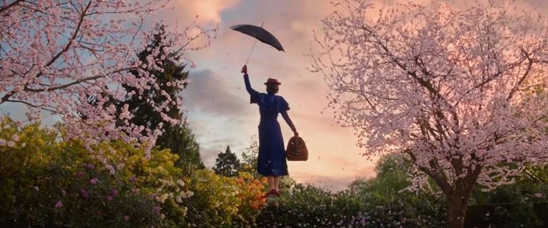 Emily Blunt and the umbrella in Mary Poppins Returns (2018)