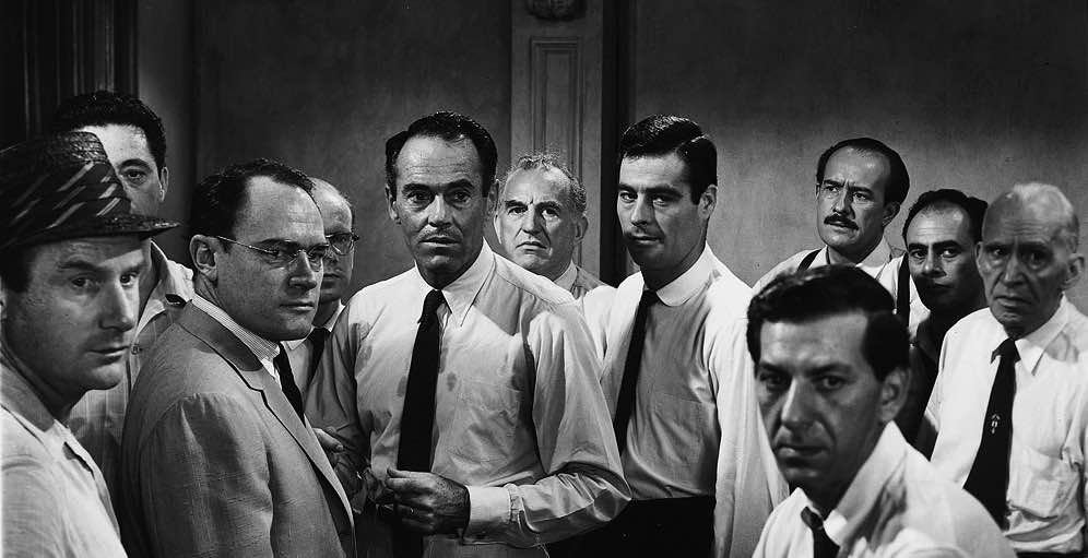 Henry Fonda, Martin Balsam, Jack Klugman, Ed Begley, Edward Binns, John Fiedler, E.G. Marshall, Joseph Sweeney, George Voskovec, Jack Warden, and Robert Webber in 12 Angry Men (1957)