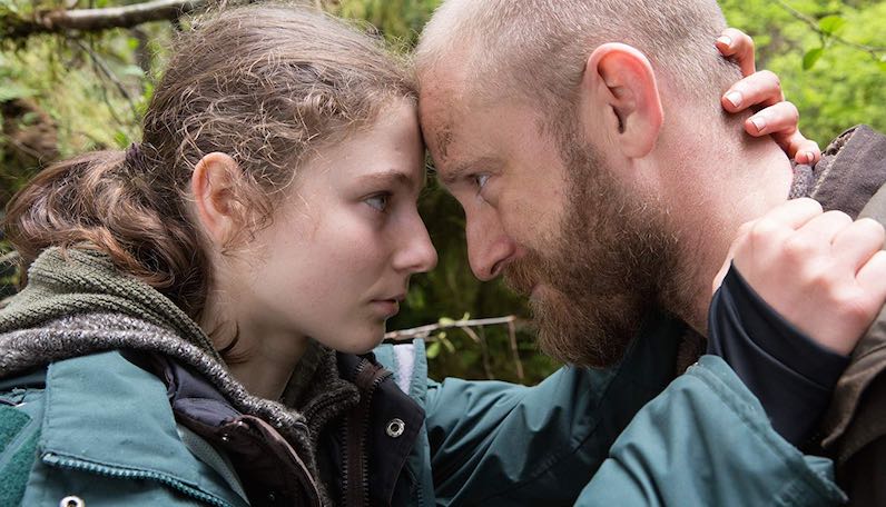 Ben Foster and Thomasin McKenzie in Leave No Trace (2018)