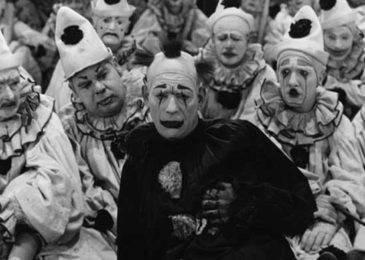 Lon Chaney and the clowns in He Who Gets Slapped