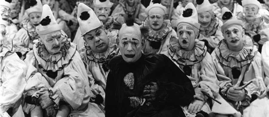 Lon Chaney and the clowns in He Who Gets Slapped