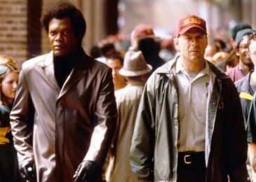 Samuel L. Jackson and Bruce Willis in Unbreakable